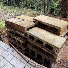 コンクリートブロック　 