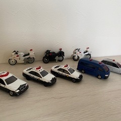トミカ　警察車両　8台 セット販売