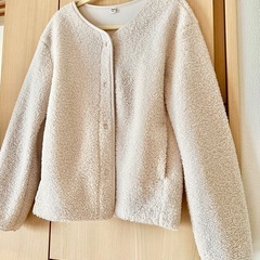 UNIQLO フリースノーカラージャケットSサイズの画像