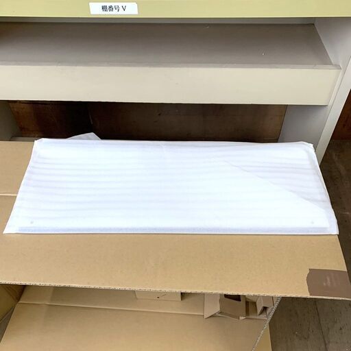 伊勢崎店【現状品】gi11-21 TOTO 化粧鏡 LMPB060BIGDGIG 洗面化粧台 鏡のみ 未使用