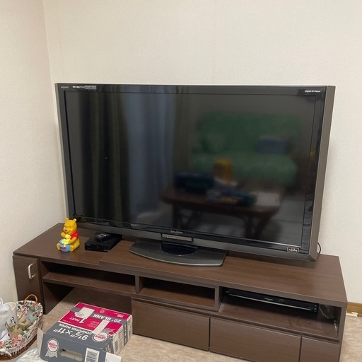 シャープ　AQUOS　52型テレビ