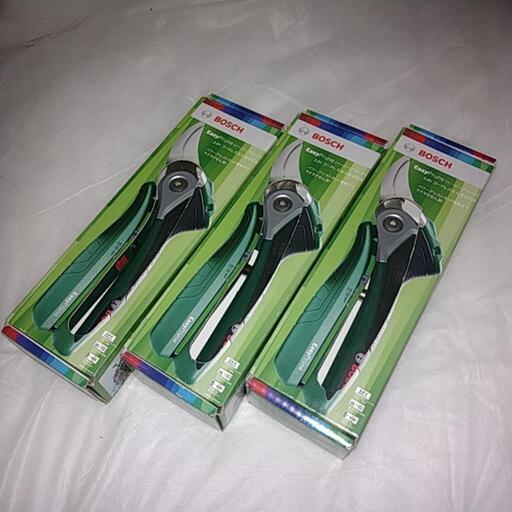 BOSCH  充電式剪定ばさみ　EasyPrune