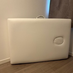折りたたみ式エステベッド