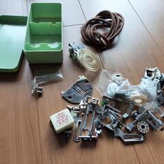 家庭用ミシンの色々な部品