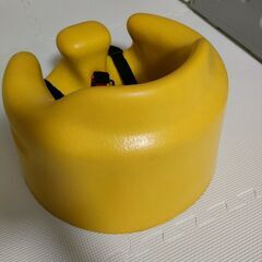 バンボ　イエロー　ベルト付き　ベビーチェアの画像