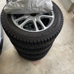 225/60R17スタッドレスタイヤ(ホイールセット)エクストレイルの画像