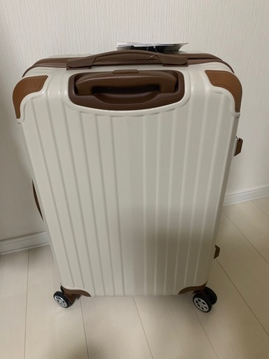新品未使用キャリーケース（大）