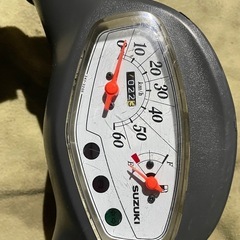 【即日お渡し可！】レッツ4 FIモデル　純正メーター 341-32GE 56321-32G0 中古 ハンドルカバー の画像