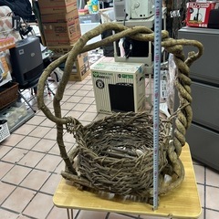 つるかご　工芸品　