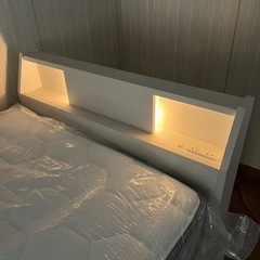 おすすめ商品!! 未使用マットレス付き!! ニトリベッドフレーム&AVENCO