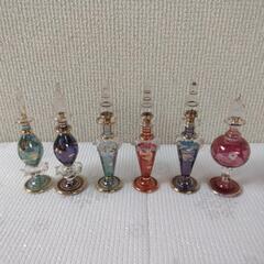 バラ売り可！エジプトガラスの香油入れ16点の画像