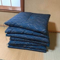 新めな座布団