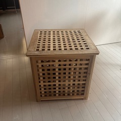 IKEA サイドテーブル　収納付きHOL ホールの画像