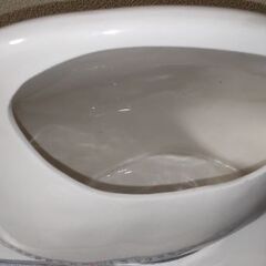 舌ペロ三毛猫の置物・器・花器（陶器）の画像