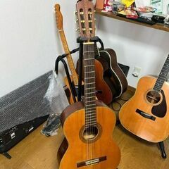 鈴木　鈴木バイオリンの手工芸ギター1960年代