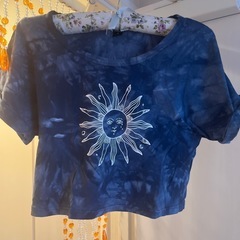 太陽柄Tシャツ