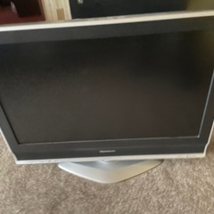 ビエラ　液晶テレビ32型