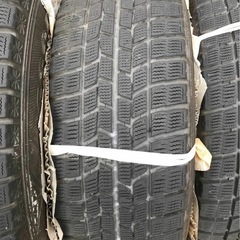 スタッドレスタイヤ GOODYEAR ICENAVI 215/65/16お取引中の画像