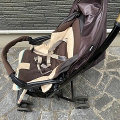 combi ベビーカーの画像