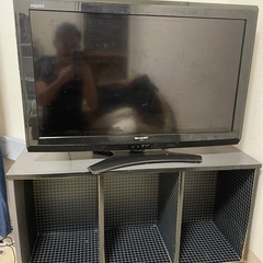 液晶テレビ