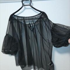 【値下げしました】【女性　L・XL程度　シースルートップス4点】売りますの画像