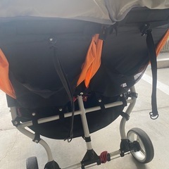 【20%オフ中！】双子用ベビーカーcity mini Double ベビージョガー　の画像