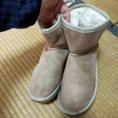 ムートンブーツ