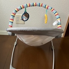 ディズニー バウンサー 振動付き の画像