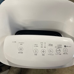 シャープ 加湿空気清浄機 KI-NS70-W 2020年SHARP プラズマクラスタの画像