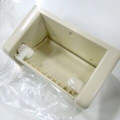 ③ 未使用保管品 TOTO 紙巻器 YH50H#SC1 ペーパーディスペンサー 樹脂製 パステルアイボリー 10個セット トイレ備品 札幌市 新道東店の画像