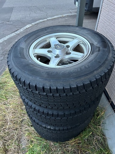 ランクル100 タイヤホイール