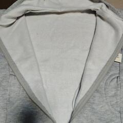 【未使用タグ付】 羽プリント フード付きワンピースの画像