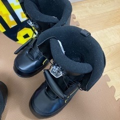 ①キッズスノーボード ブーツ　CSB 118 バインディングセットの画像