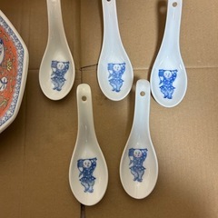 陶器製　どんぶり　れんげ（レンゲ）　皿の画像