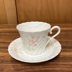 ☆値下げ☆A2411-440 Nikko カップ&ソーサー 中古...