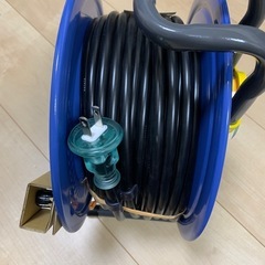 未使用品　ハタヤ(HATAYA) コードリール 防雨サンデーレインボーリール 15A 20m 屋外用 SS-20 延長コードの画像