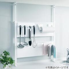 マグネットがくっつく　つっぱりキッチンパネル