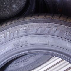 195/65R15 新車外し ﾖｺﾊﾏ ﾌﾞﾙｰｱｰｽ E52 ４本セットの画像