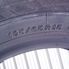 195/65R15 新車外し ﾖｺﾊﾏ ﾌﾞﾙｰｱｰｽ E52 ４本セットの画像