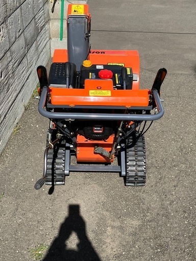 【お話し中】値下げしました！バイソン除雪機 Bison11 J00645 頑丈 美品機 除雪機 bison11 お話し中】値下げしました！バイソン除雪機 Bison11