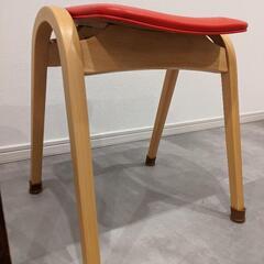 椅子ふたつの画像