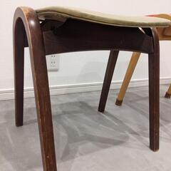 椅子ふたつの画像