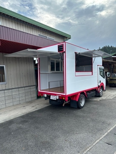 キッチンカーシェルBOX