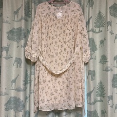 【美品】earth music&ecology 花柄ワンピース 膝丈の画像