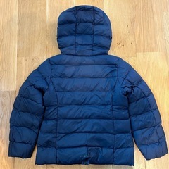 新品★UNIQLOダウン パーカー 120サイズの画像