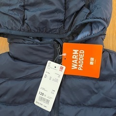 新品★UNIQLOダウン パーカー 120サイズの画像