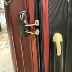 【お話中】スーツケース★キャリーバック★鍵2本付き★綺麗の画像