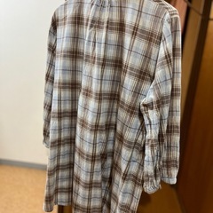 サラサラ素材のチュニックの画像
