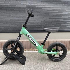 ストライダー&置き台セットの画像