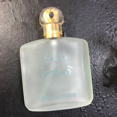 ジョルジオアルマーニ　香水　gio